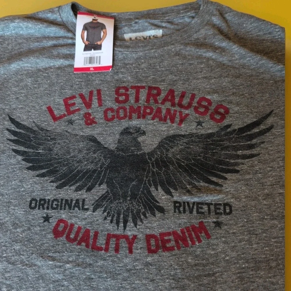 Levis Levi Strauss Quality Denim Gray T-shirt XL Men NWT